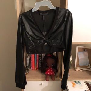 BCBG MaxAzria Long Sleeve Crop Top